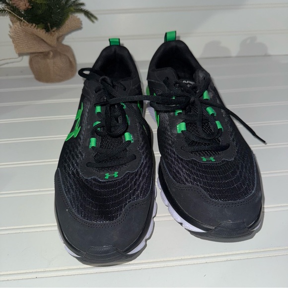 Under Armour Men's Charged Assert 9 Running Shoe - Picture 5 of 7